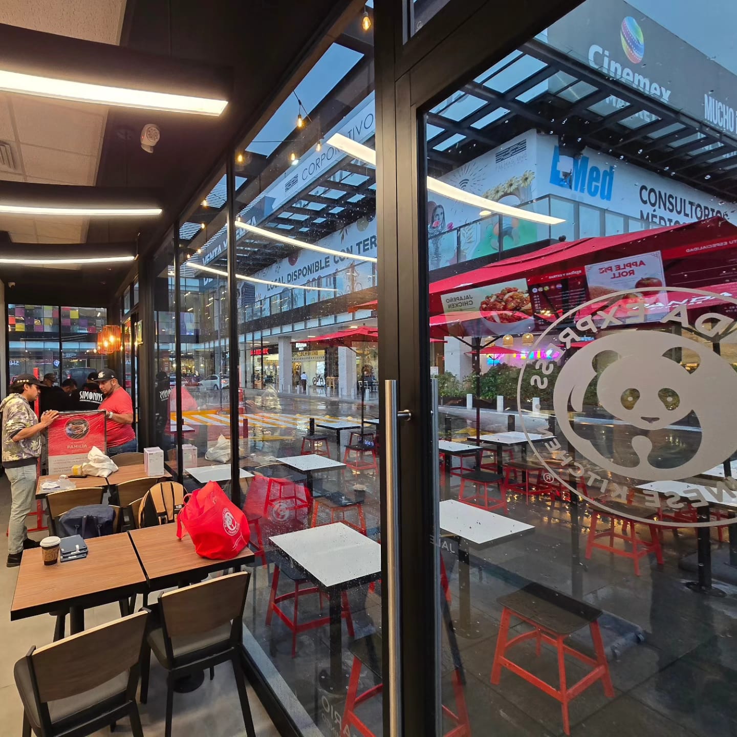 PANDA EXPRESS INTERLOMAS — foto 8