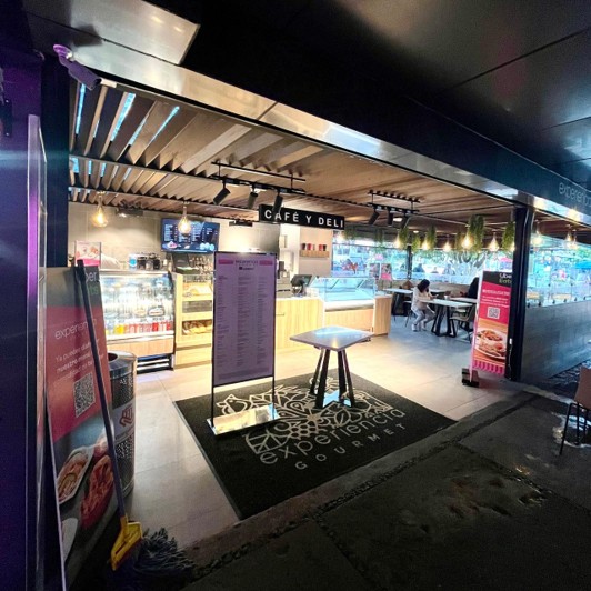 RESTAURANTE LIVERPOOL — foto 2