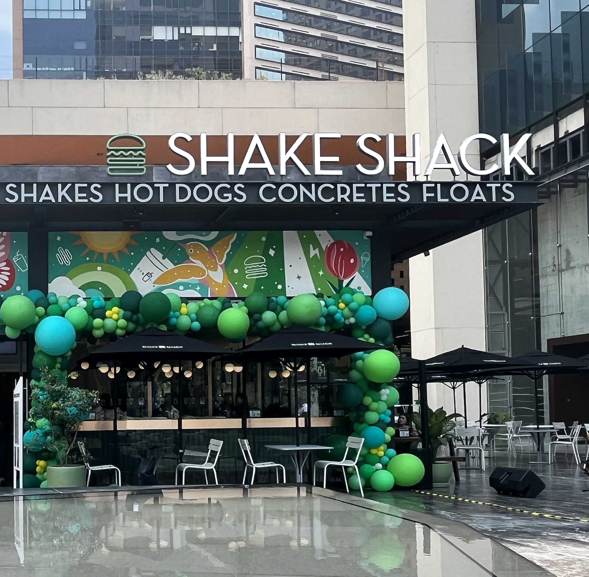 SHAKE SHACK MIYANA — foto 3